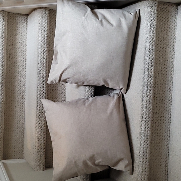 set of 2 decorative cushion covers - Picture 4 of 13